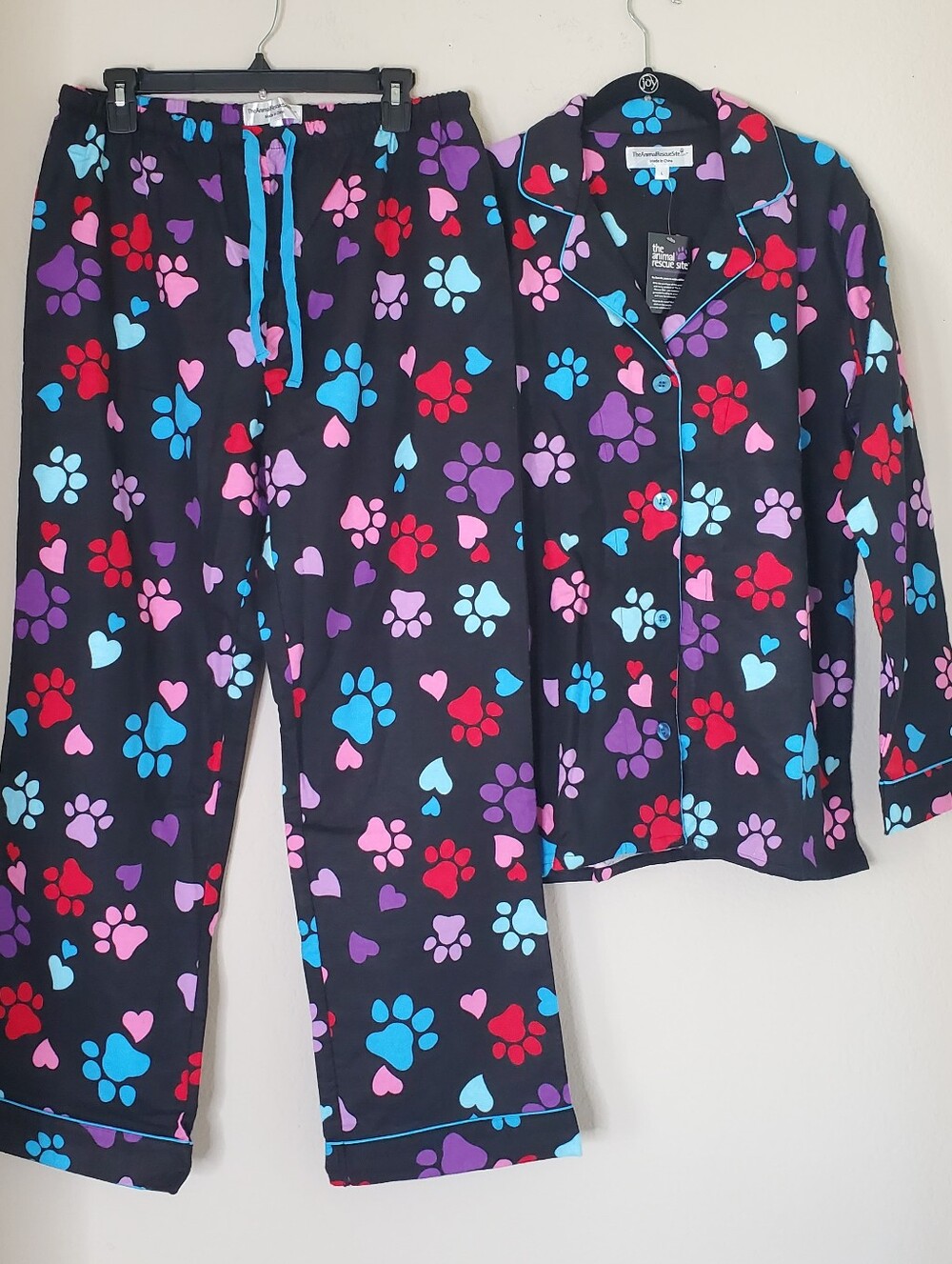 The Animal Rescue Site Women Pajama Shirt & Pants Set  Black Paw & Hearts Sz L